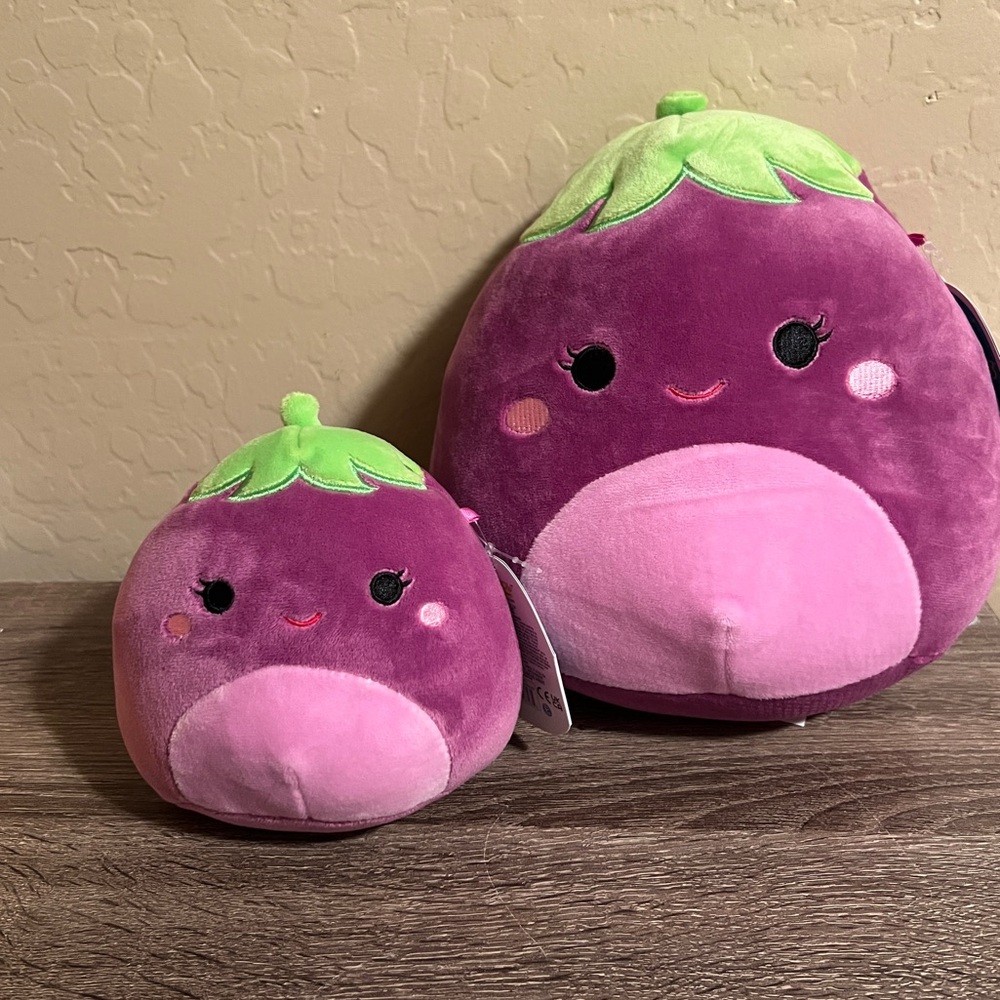 Squishmallows Glena the Eggplant Stuffed Plush Purple Green 8” 5” NWT